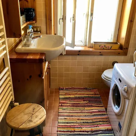 Mansardina Mery Cortina - - Apartamento *